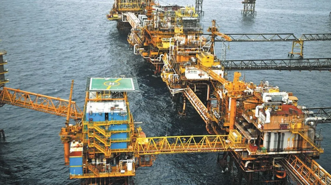 Petrolera Pemex se desvía de su plan y eleva exportaciones de crudo