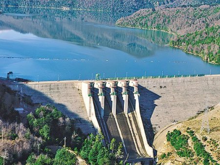 Desalojan central hidroeléctrica de Enel en Chile que estaba tomada hace dos meses