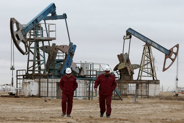 Petróleo Brent vuelve a sobrepasar los US$ 110 por ajuste de suministro y perspectivas de nuevas sanciones a Rusia