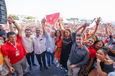 Bolsonaro y Lula buscan compañeros de fórmula para las elecciones de Brasil
