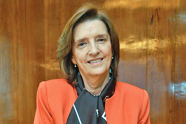 A los 75 años fallece la exministra de Vivienda de Bachelet Patricia Poblete