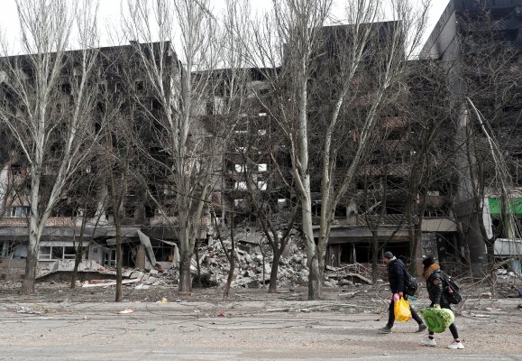 Día 37 de invasión: Ucrania se centra en evacuaciones tras recuperar el control de Chérnobil