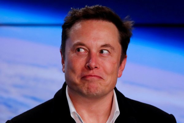Musk se corona como el más rico en ranking Forbes y destrona a Bezos