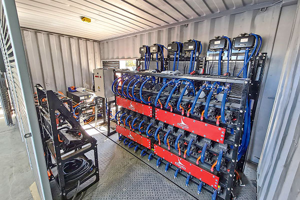 Reborn Electric Motors iniciará pruebas de celdas de hidrógeno verde para maquinaria minera