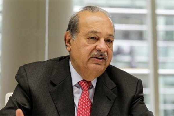 <p>Multimillonario Carlos Slim aumentó su fortuna a máximos históricos durante 2021, impulsado por negocio de América Móvil</p>