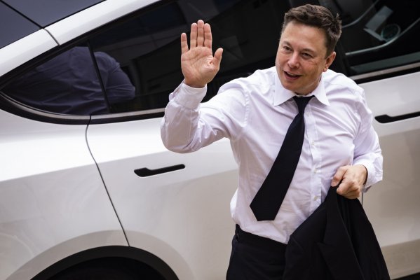 Elon Musk lanza oferta por US$ 43 mil millones para comprar Twitter