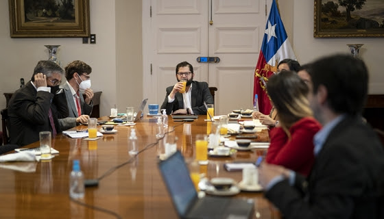 Gobierno llama a la “responsabilidad” al Parlamento y les pide rechazar el quinto retiro de las AFP