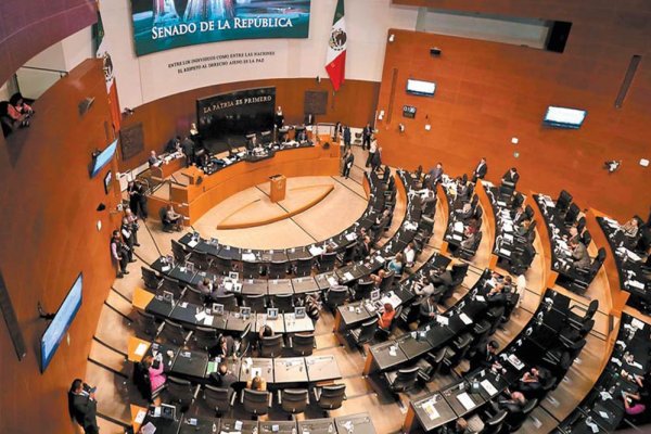 <p>Senado de México respalda estatización del litio y AMLO dice que revisarán contratos</p>