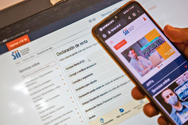 Contadores presentarán acciones legales contra el SII en medio de críticas a la Operación Renta
