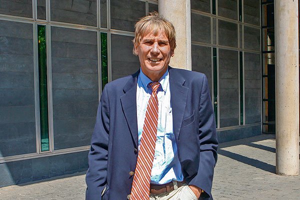 <p>El exministro de Hacienda, Hernán Büchi, es acusado por la FNE de haber cometido una infracción a la prohibición de Interlocking. Foto: Julio Castro</p>