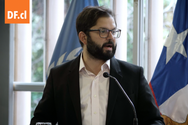 <p>Ahora en DF | Lanzamiento Diálogo Social por la Reforma de Pensiones en Chile</p>