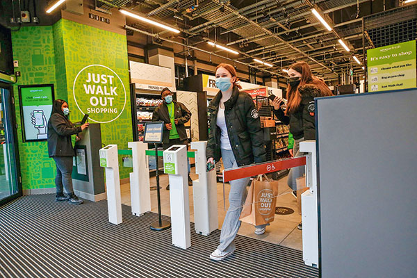 Inflación y reactivación golpean a Amazon: registra su primera pérdida en siete años