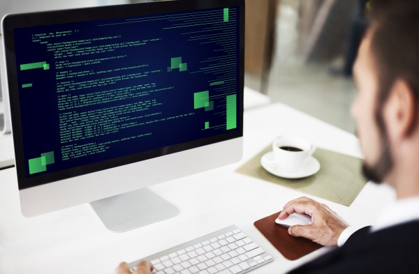 Más de 1.000 puestos de trabajo ofrecerá feria virtual para recién egresados de carreras tecnológicas