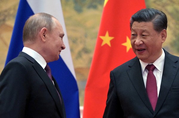 Día 65 de invasión: China desafía a EEUU y llama a relación con Rusia un "nuevo modelo" para el mundo