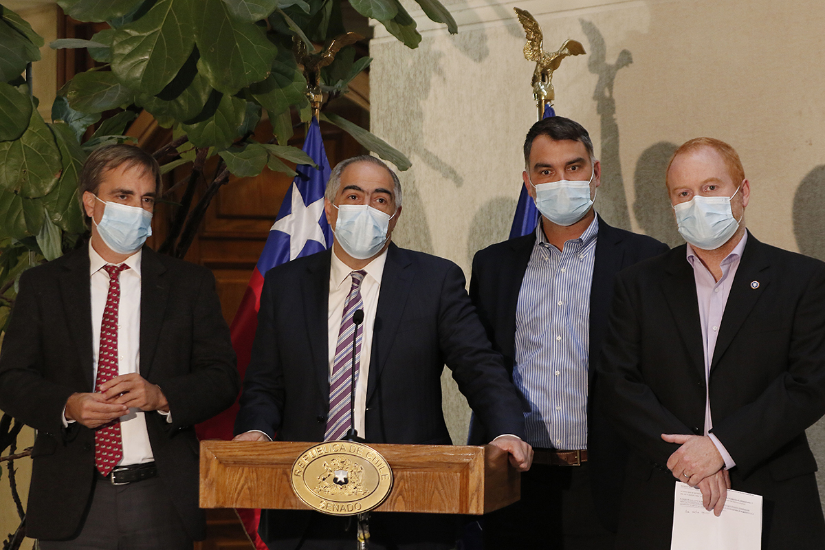 <p>La campaña sin líderes políticos que planea Chile Vamos para proyecto "rechazo"</p>