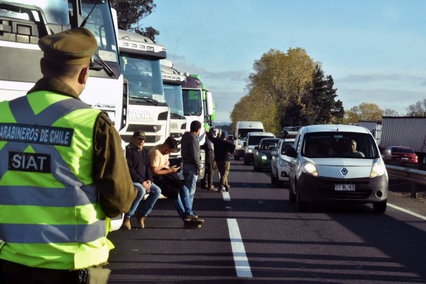 <p>"Todo tiene un límite": Siches anuncia que gobierno usará "todos los instrumentos" para que camioneros levanten bloqueo</p>