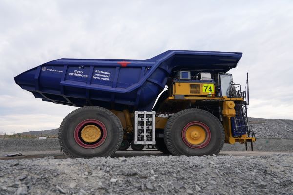 Anglo American presenta el primer camión minero propulsado por hidrógeno verde de cara a lograr la carbono neutralidad en sus operaciones a 2040