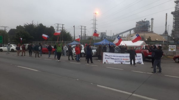 Delegada presidencial de la región del Biobío ordena el desalojo de los trabajadores subcontratistas de ENAP