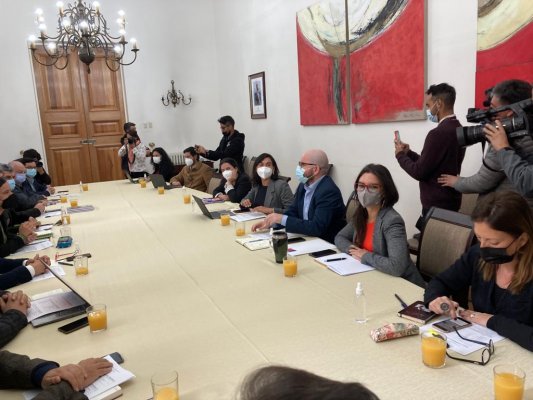 La fórmula para protección de vías esenciales que presentará el gobierno con un civil a cargo de las fuerzas armadas