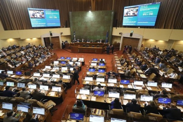 Cámara de Diputados aprueba proyecto que inyecta US$ 40 millones para contener alza de la parafina