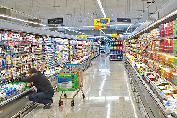 Walmart y proveedores suman siete intentos para cerrar disputa y se dan nuevo plazo