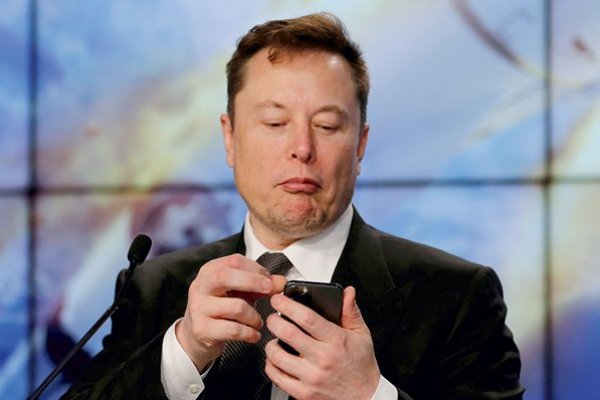 Musk dice que equipo legal de Twitter lo acusa de violar acuerdo de confidencialidad