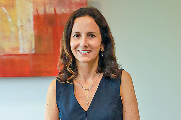 <p>Paula Estévez, gerente general de Amcham, viajará a la cumbre a EEUU. Foto: Julio Castro</p>