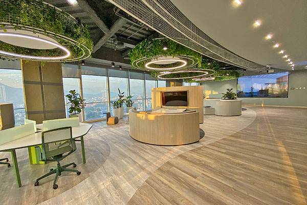 <p>Cencosud afina nuevo negocio para potenciar arriendo de oficinas: debuta en torre del Costanera Center</p>