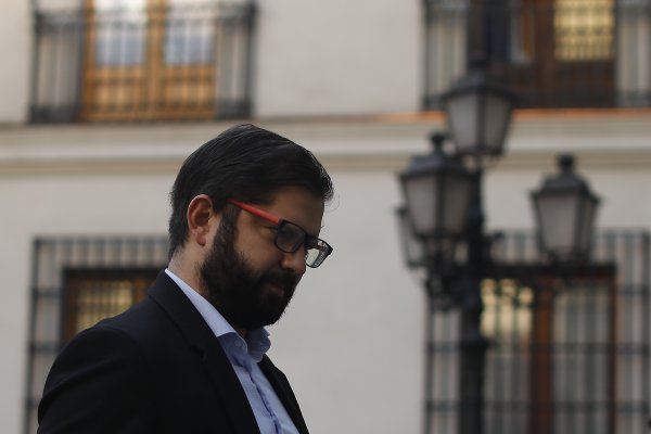 TIME destaca al presidente Boric en listado de 100 personalidades más influyentes de 2022