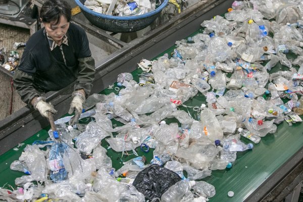 Los plásticos cero neto podrían ser posibles para 2050 con una inversión masiva