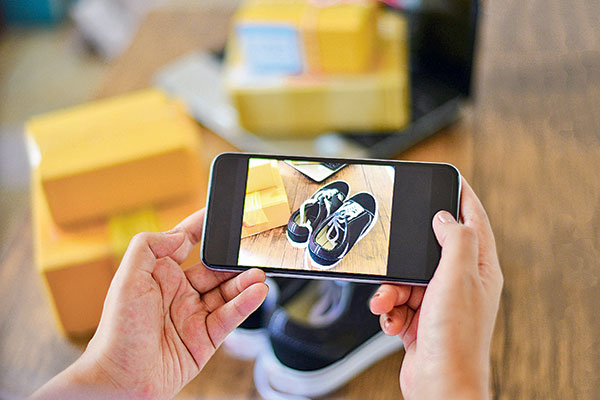 Estudio de la CNC revela alza de compras en el comercio informal online