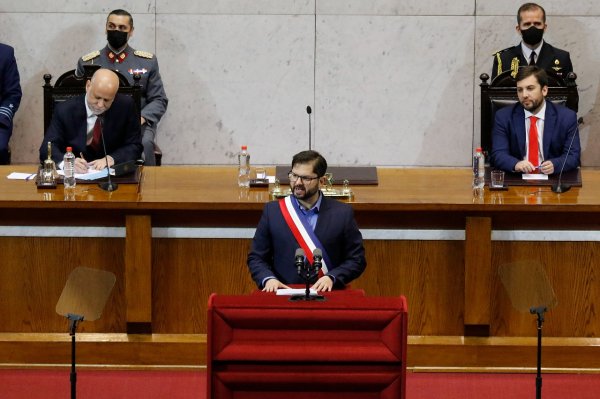 <p>Boric traza ruta de reformas estructurales con llamado a pacto fiscal para recuperar un crecimiento potencial de 4%</p>