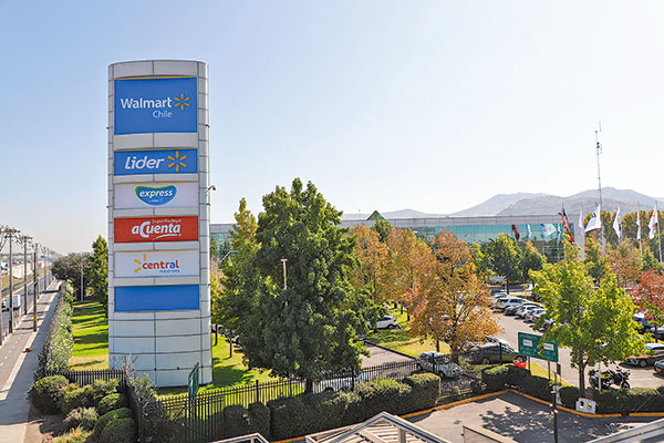 Walmart y gremio de proveedores avanzan en negociaciones y alistarían un acuerdo
