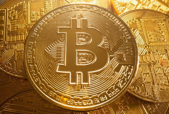 <p>Bitcoin vuelve a los US$31.000 tras languidecer durante semanas</p>