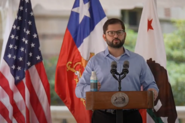<p>Ahora en DF | Presidente Boric conversa con CEO de tecnológicas y apuesta por transformación digital de Chile</p>