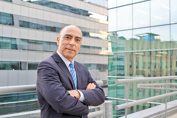 Se inicia búsqueda del sucesor de José Venegas en la CNE: Se abre concurso ADP y revive interés por un liderazgo femenino