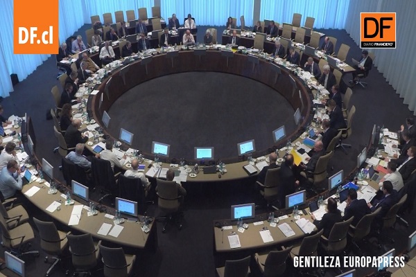 <p>Ahora en DF | BCE articula instrumento para calmar las tensiones en los mercados de deuda soberana</p>