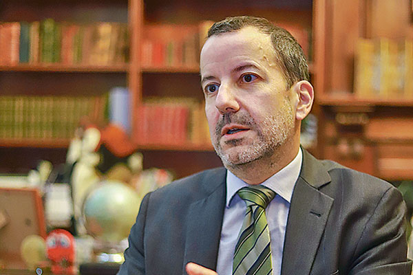 Vicepresidente del Banco Central reitera que todavía no están las condiciones para intervenir el dólar