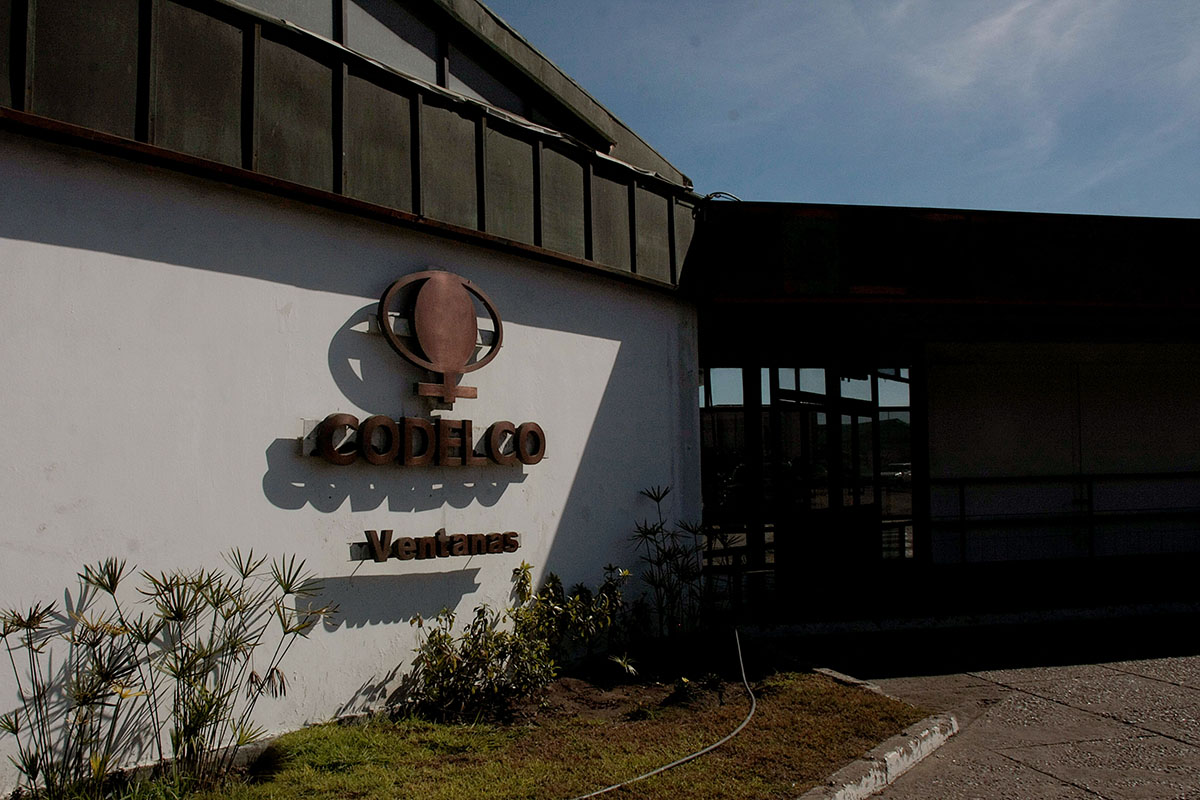 <p>El finiquito dorado de los vicepresidentes de RRHH y Asuntos Corporativos de Codelco</p>