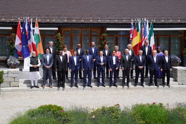 El G7 se plantea prohibir el petróleo ruso si no respeta un precio máximo