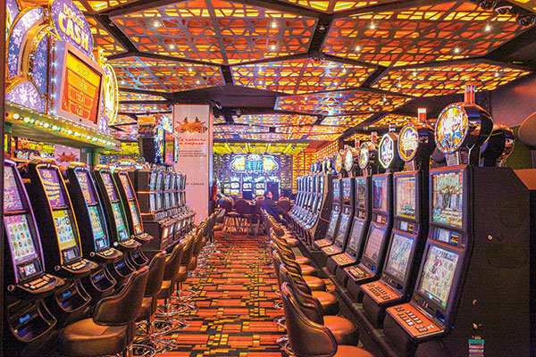 Industria de casinos logra recuperarse y anota crecimiento de ingresos en primera parte del año