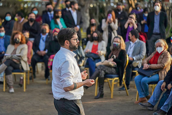 Boric descarta IFE de invierno y evalúa medidas de apoyo a las familias ante compleja situación económica