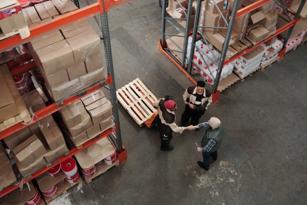 Invertir en bodegas o cómo aprovechar las ventajas del e-commerce