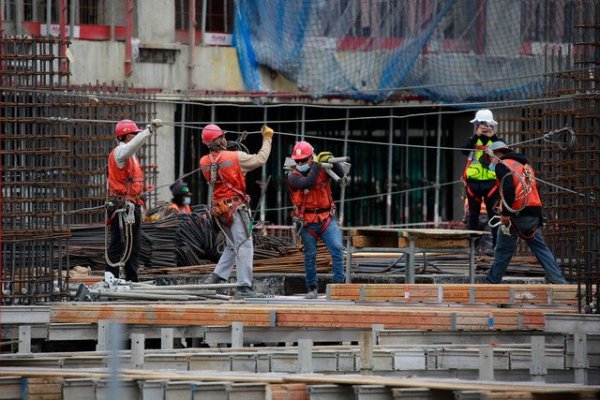 CChC anticipa que la inversión en el sector podría caer en dos dígitos en la segunda parte del año