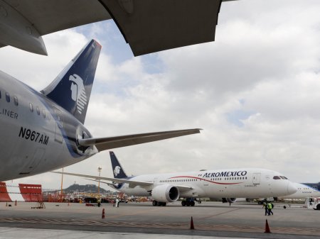 Accionistas de Grupo Aeroméxico aprueban deslistar sus acciones de bolsa mexicana