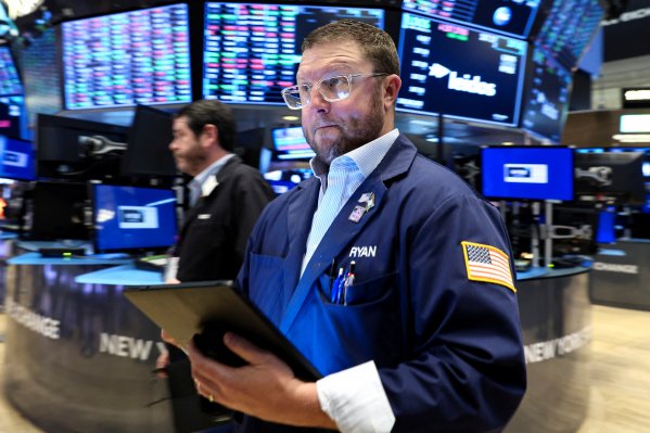 Lo que debes saber este jueves antes de que abra el mercado (+ Podcast)
