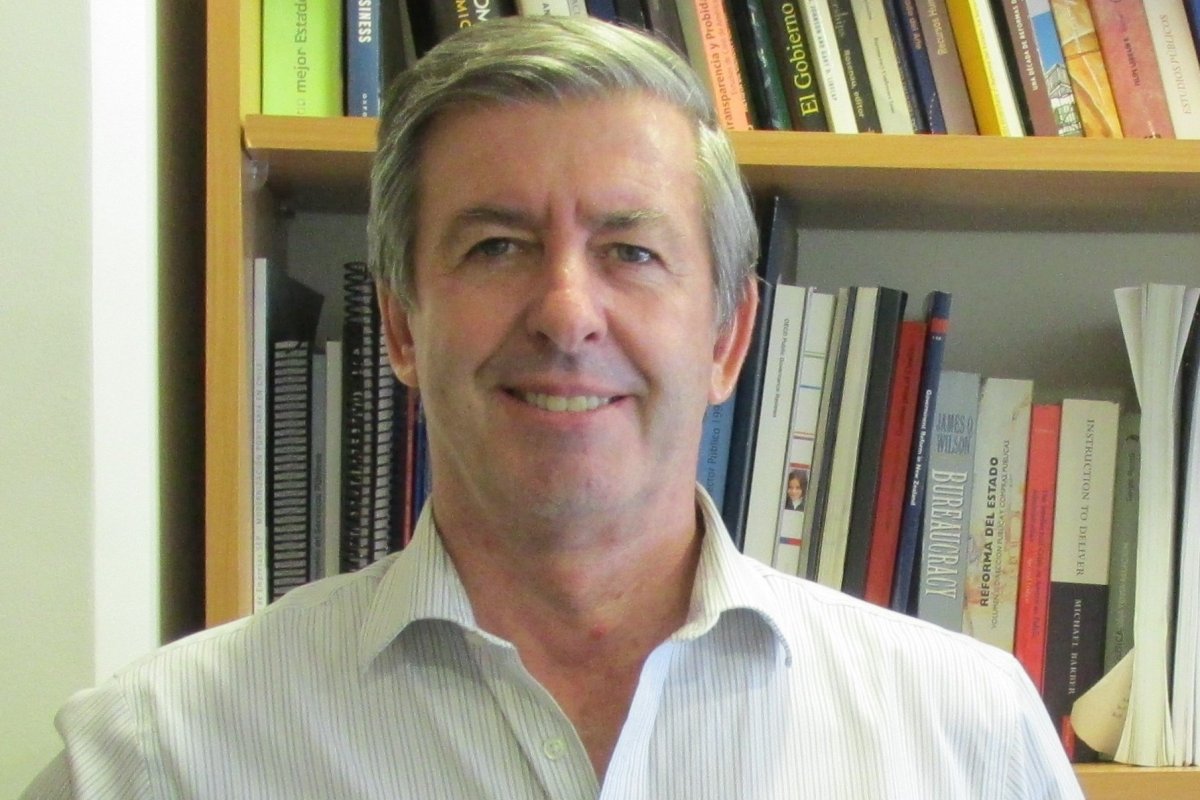 <p>Salvador Valdés Prieto se incorporó como senior fellow de la Universidad Adolfo Ibáñez</p>