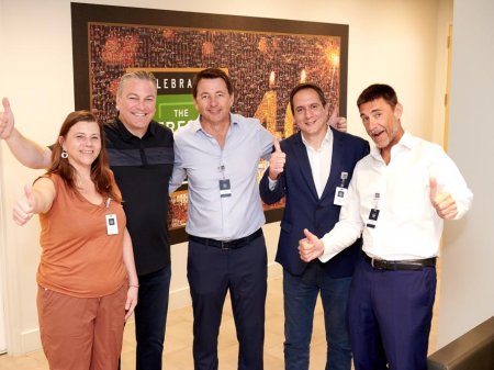 "Cencosud ha ingresado al mercado de EEUU": empresa cierra la adquisición de 67% de The Fresh Market