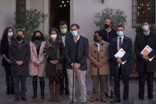 Presidente Boric dio puntapié inicial al funcionamiento de la nueva institucionalidad para impulsar el hidrógeno verde en Chile