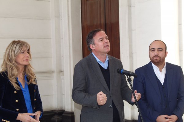 Crece tensión en la DC: Rostros por el rechazo desafían decisión de la Junta Nacional y harán campaña